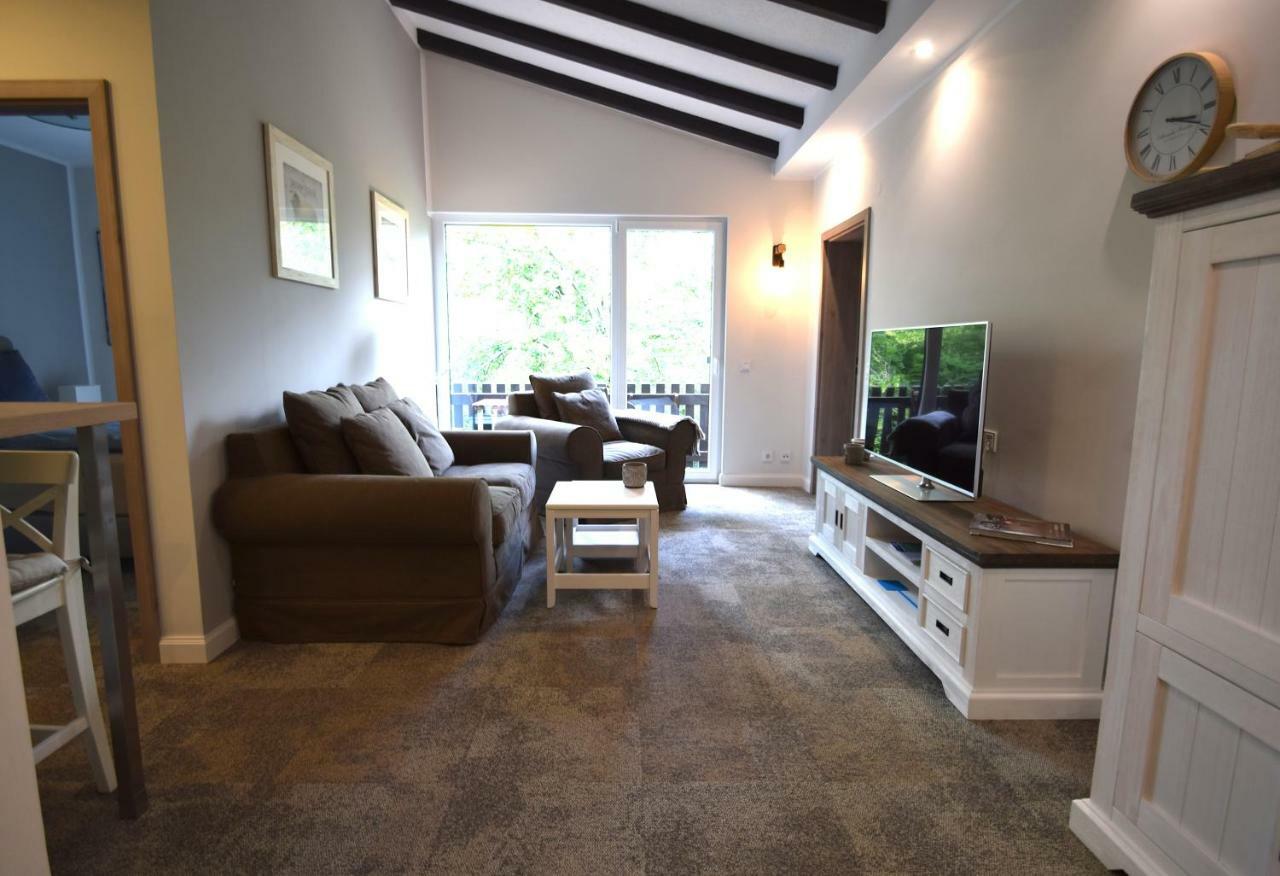 Besotel Erkrath- Schicke Fewo Oder Apartments Zentral Naehe Bahnhof Und Autobahn Im Neandertal Mit Glasfaser Wlan Und Freies Parken エクステリア 写真